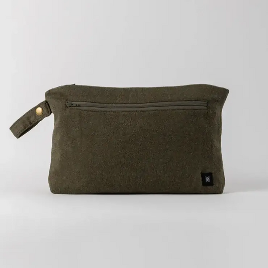 The Carry Pouch 2.0 - Olivewood