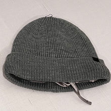 Load image into Gallery viewer, Everyday Beanie with satin-lining
